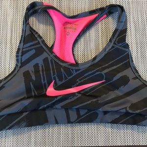 Girls medium Nike sports bra